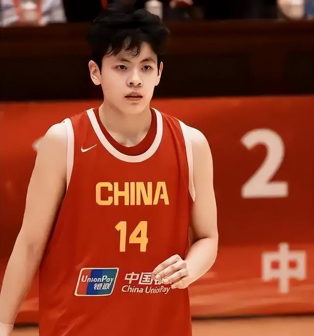 开云下载-关于篮球风云再现：国际新星正式亮相的信息