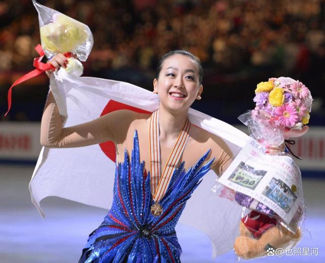 花样滑冰选手精湛技艺，赢得评委认可的简单介绍