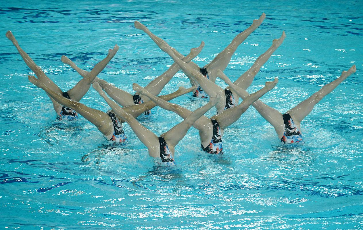 开云体育平台APP-罗马尼亚选手科斯明·埃德尔在游泳比赛中披荆斩棘的简单介绍