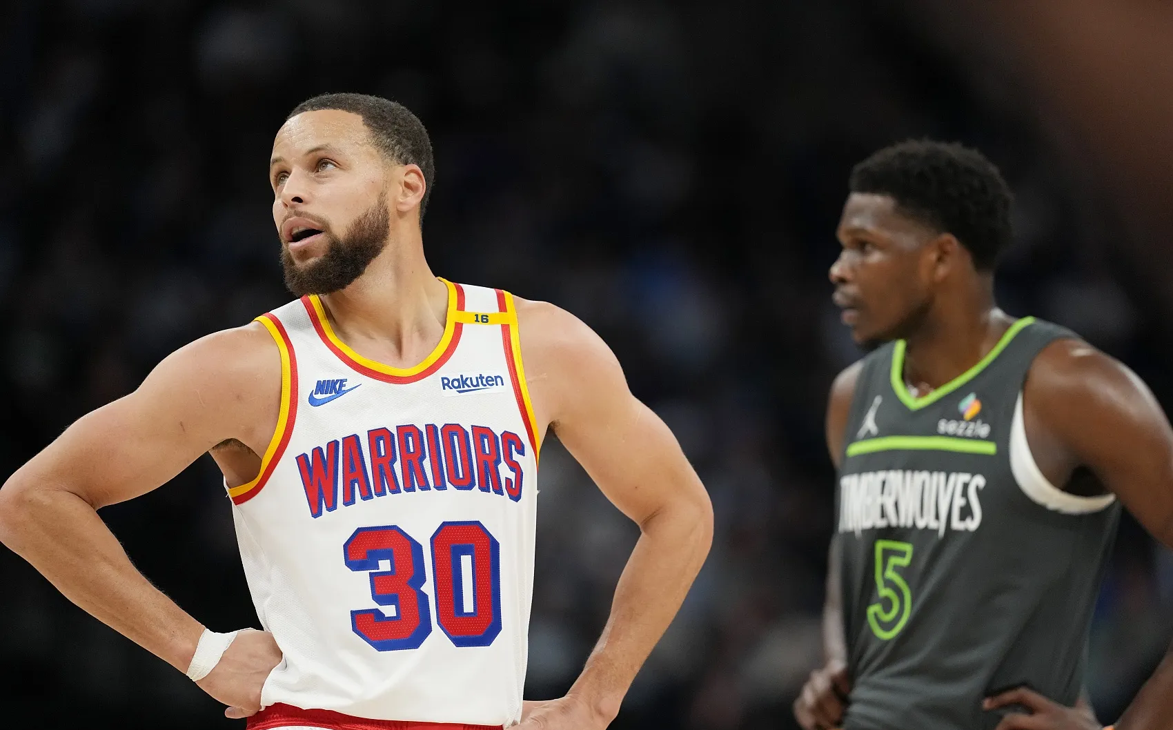 快船球员努力拼搏，终胜森林狼