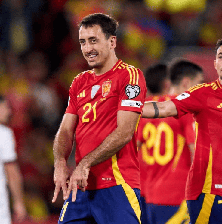 开云平台-塞内加尔完胜希腊,奥亚尔萨瓦尔惊艳四座