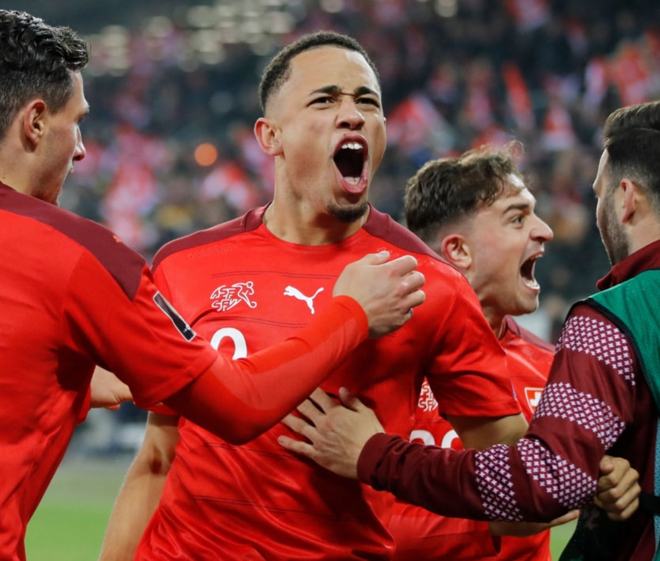 开云体育在线-波兰队轻取英格兰队,奥恰洛夫统治全场