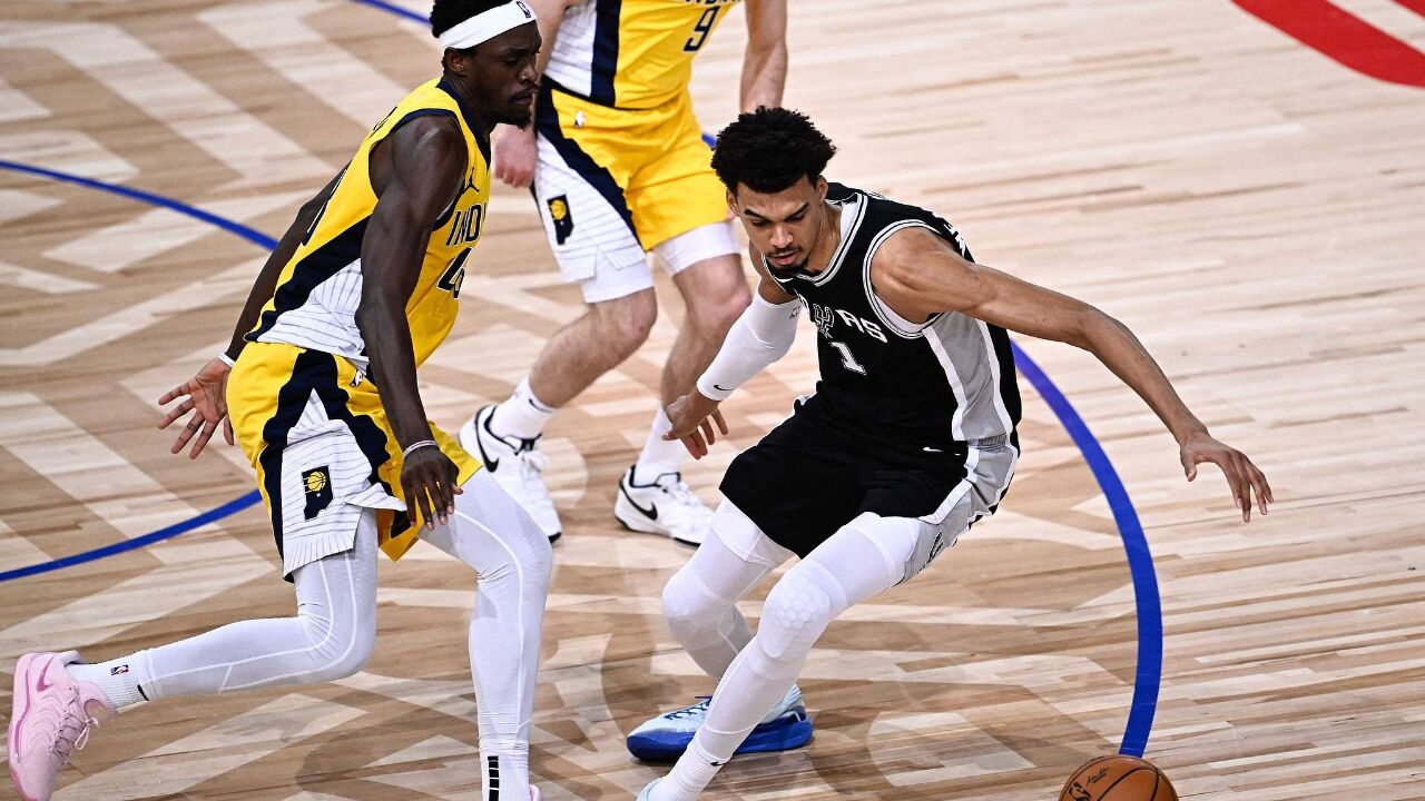 步行者终结马刺连胜:主场大胜 步行者终结马刺连胜:主场大胜