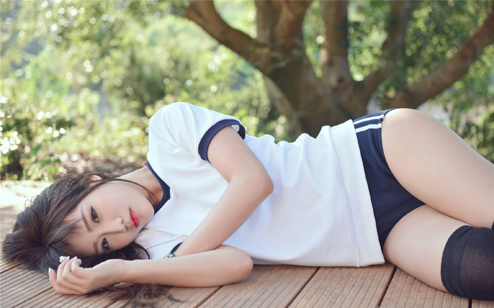 开云体育官网-星光照亮黄浦江,东契奇终场统治力诠释巨星价值,快船逆境翻盘上海队