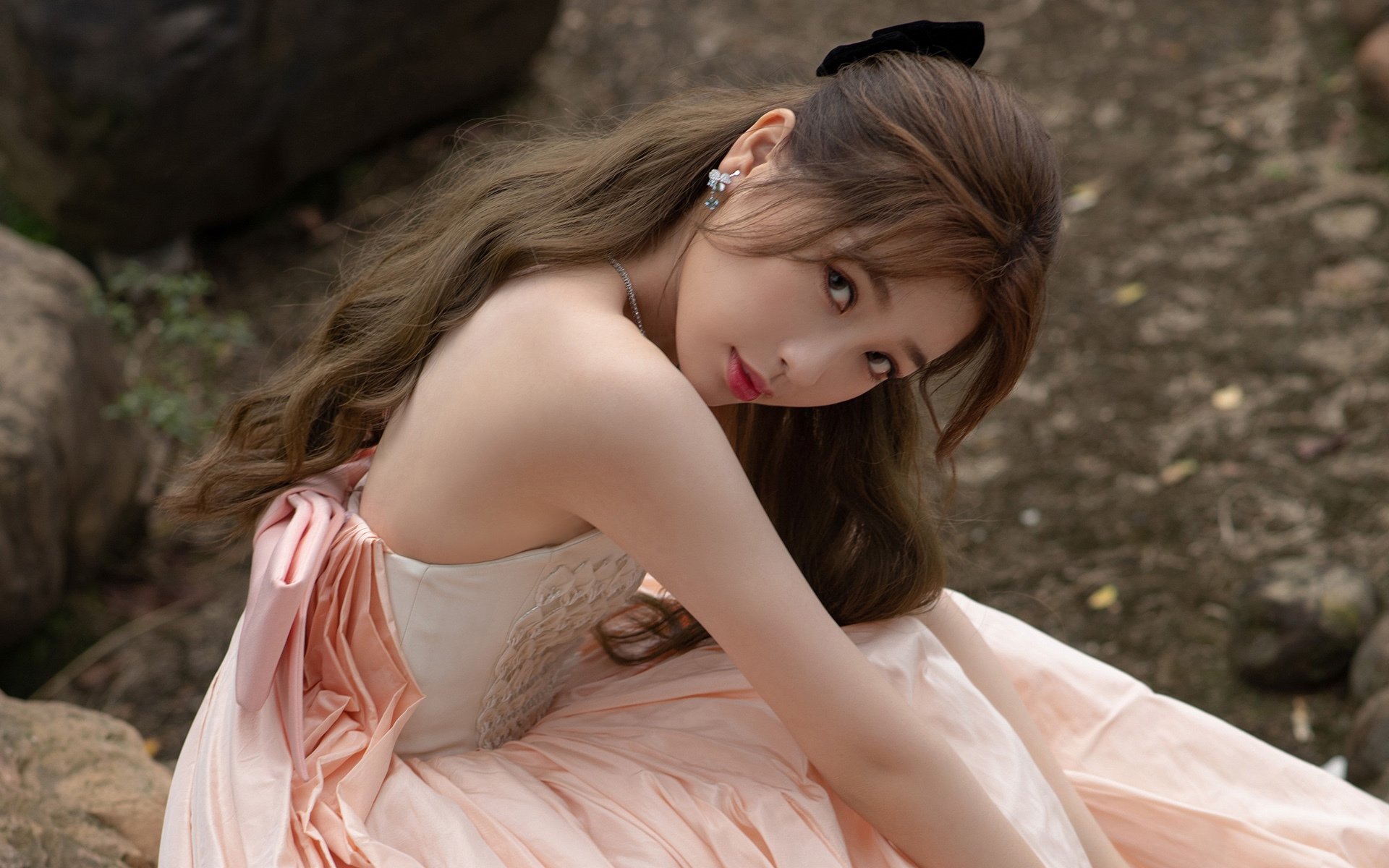 开云体育APP下载-恩比德狂飙40+引爆全场,火箭队鏖战险胜浙江队摘取硬仗胜利