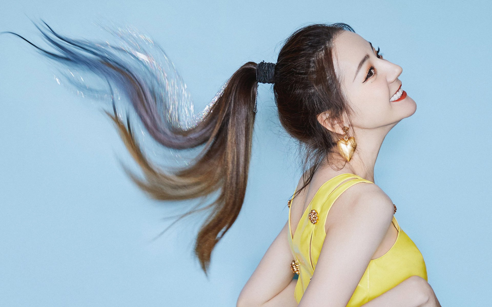 开云体育app-三连客的荣耀与坚韧，克莱神射定乾坤，灰熊铁蹄碾王城