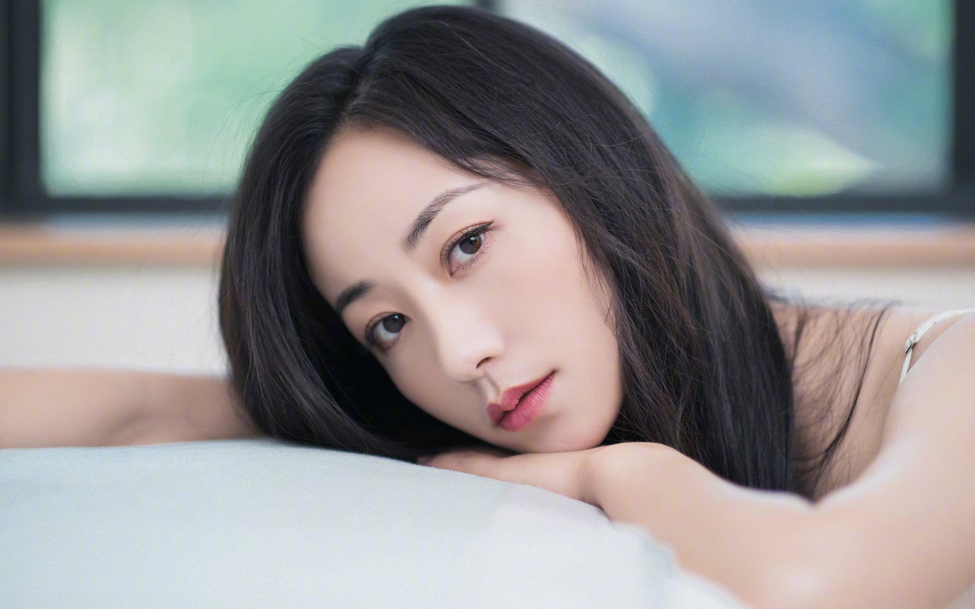 虚拟跨界赛引热议，湖人对阵步行者概念战，拉梅洛数据刷屏