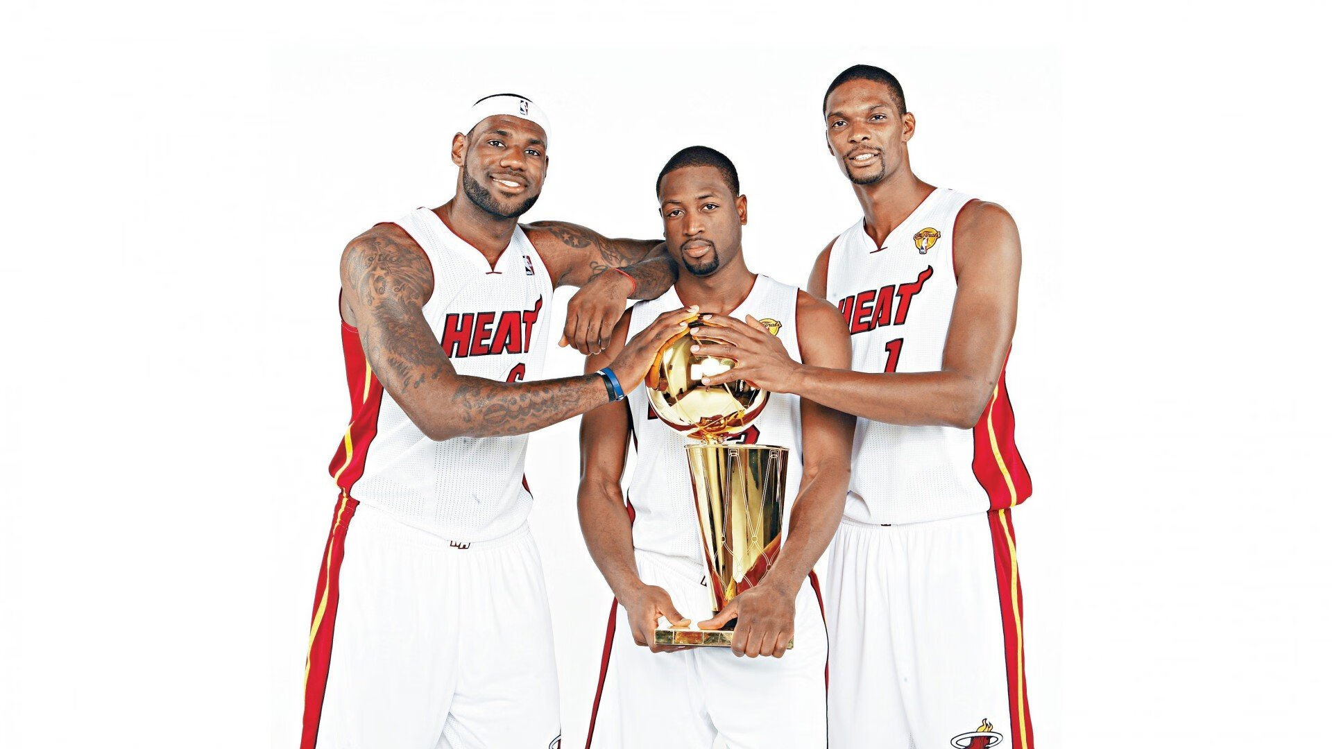 开云体育入口-双重封锁，从药厂的钢筋水泥到F1赛道上的红色风暴