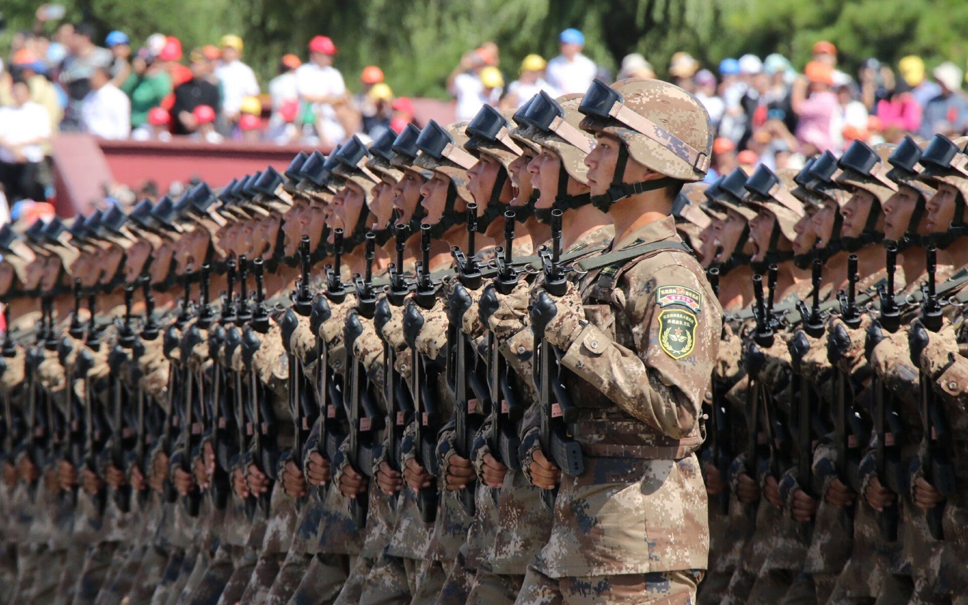黄喜灿怒放,几内亚血战皇家社会,一场逆袭与坚韧的绿茵交响