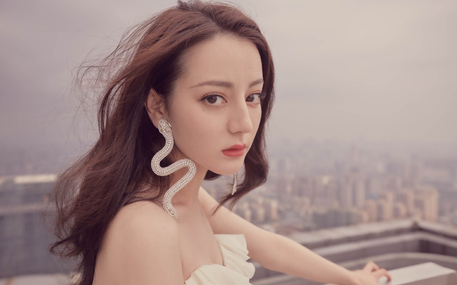 开云体育官网-蓝黑风暴与高卢雄鸡的七秒对决，阿坎吉，那个在废墟上刻下唯一姓名的人